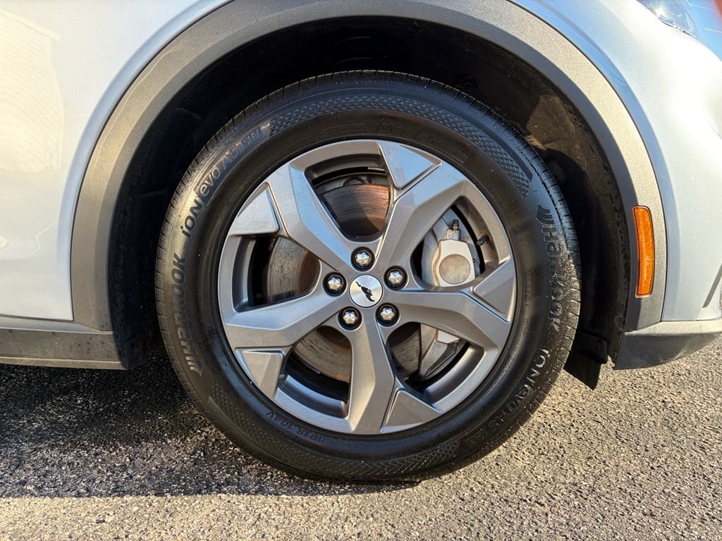 2022 Ford Mustang Mach-E view 31