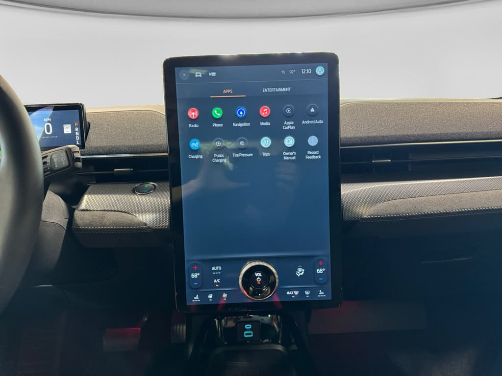 2023 Ford Mustang Mach-E view 13