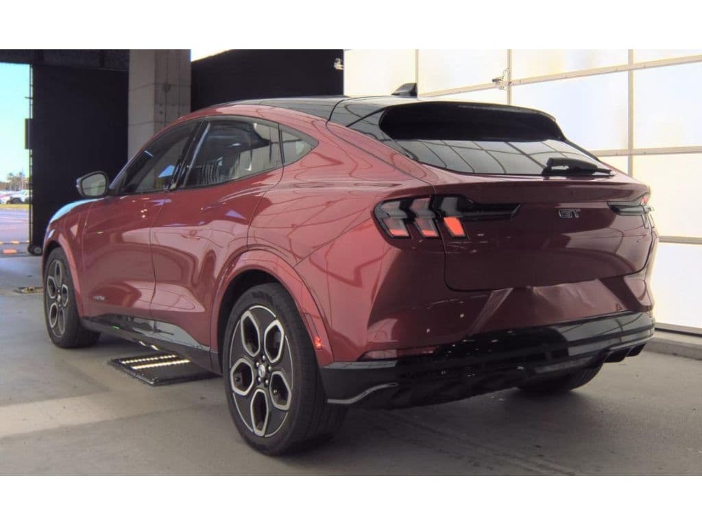2022 Ford Mustang Mach-E view 4