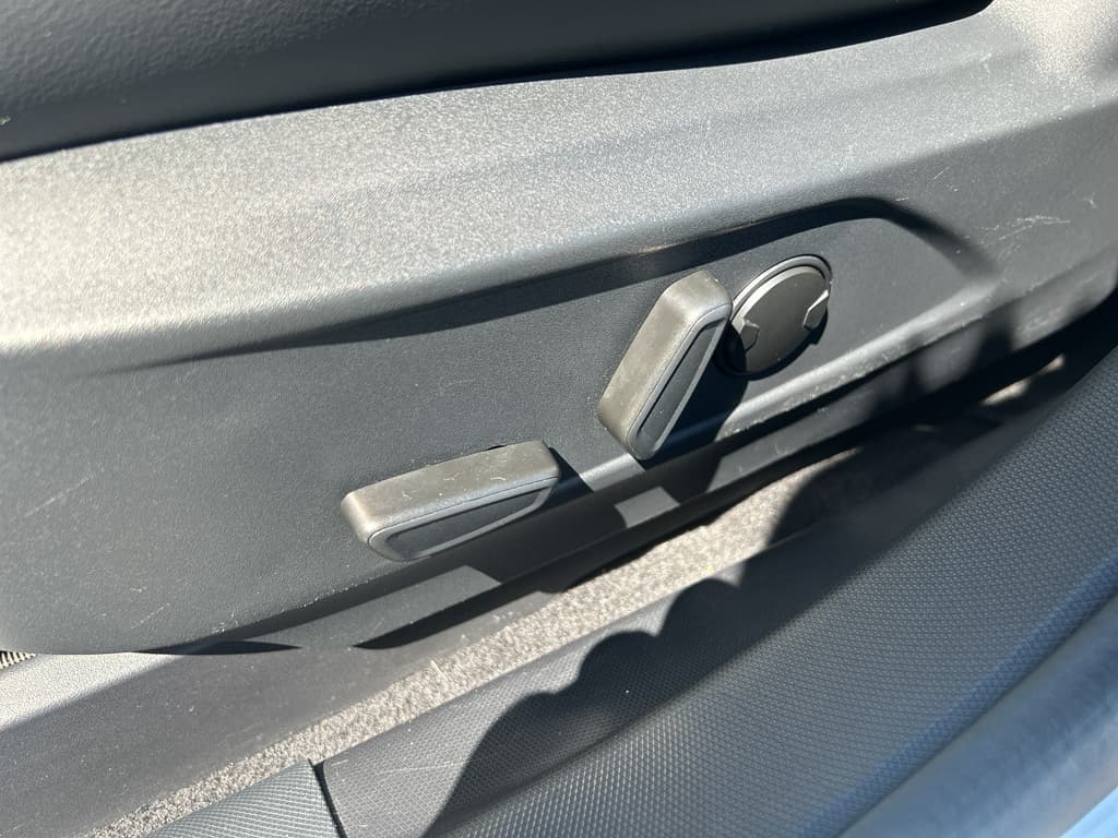 2021 Ford Mustang Mach-E view 7