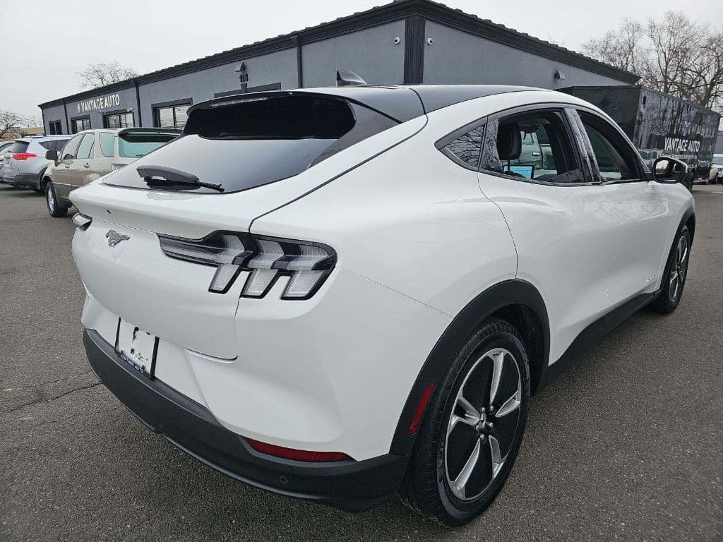 2021 Ford Mustang Mach-E view 3