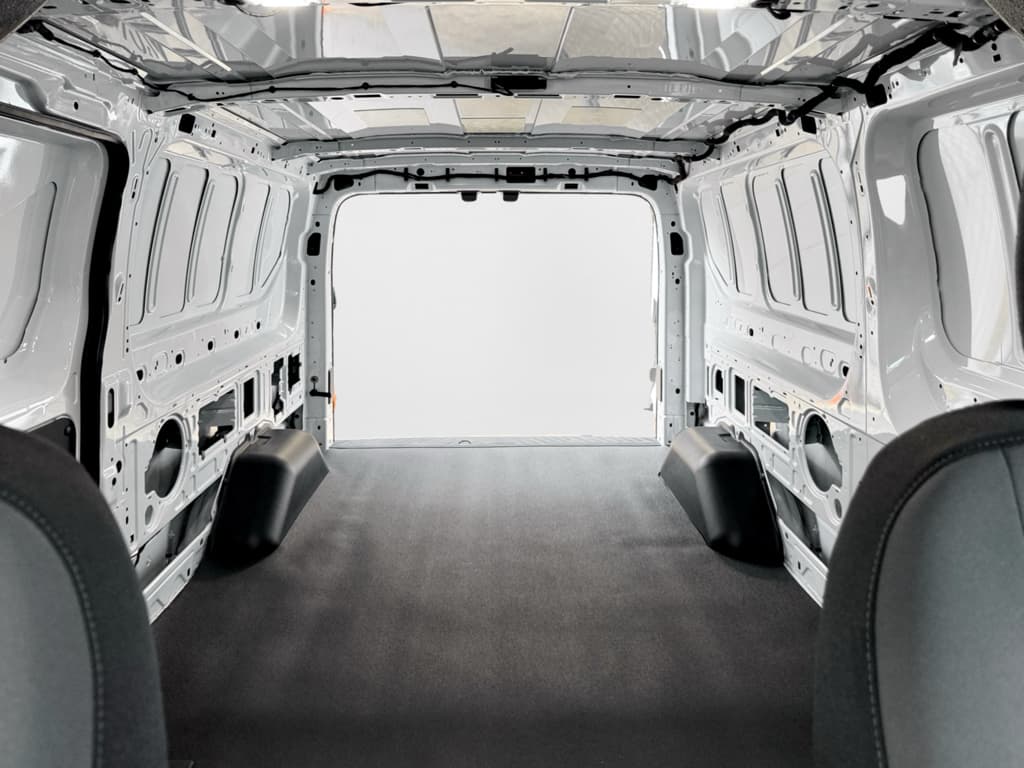 2024 Ford E-Transit view 23
