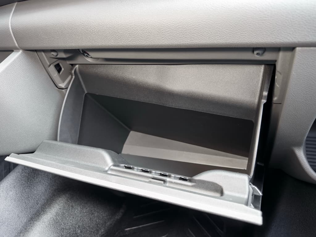 2024 Ford E-Transit view 20