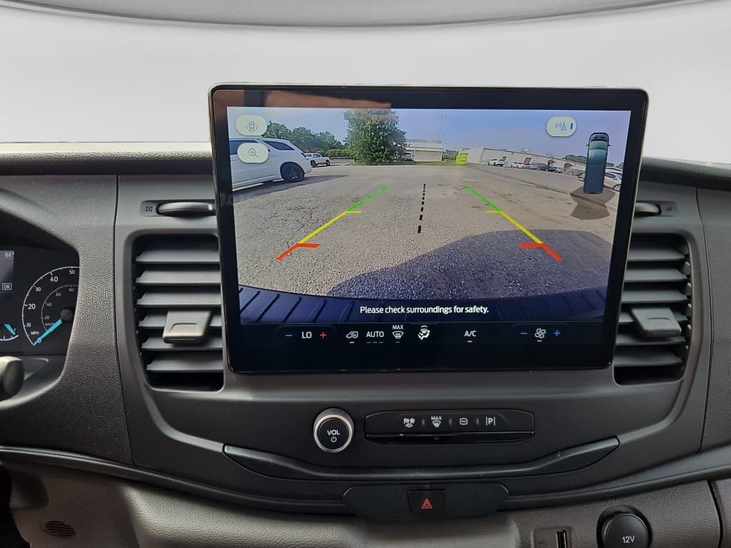 2024 Ford E-Transit view 14