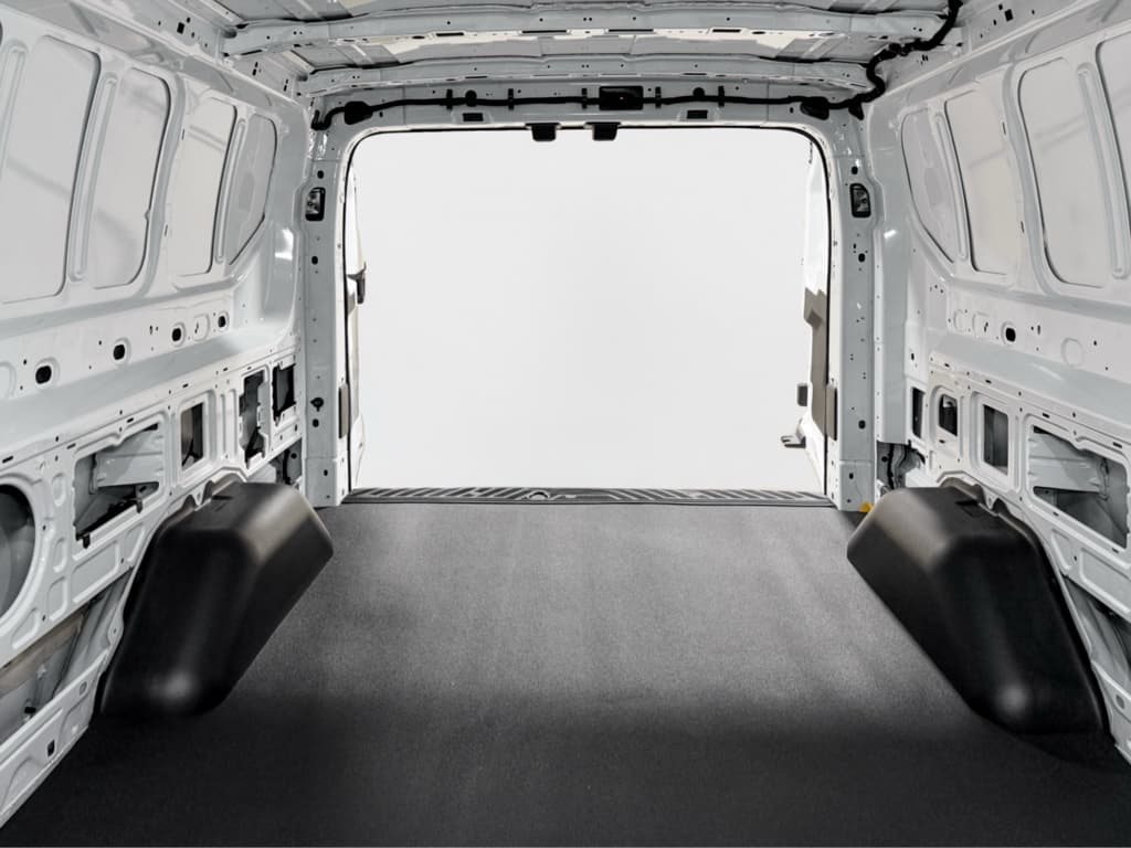 2024 Ford E-Transit view 22