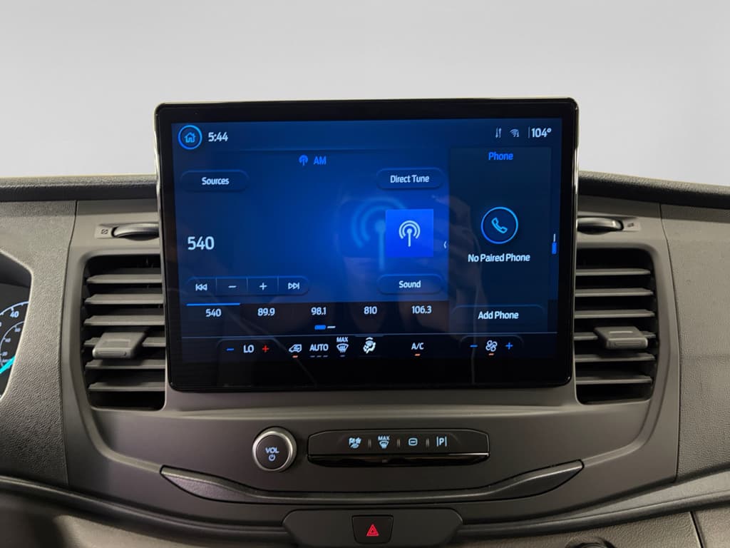 2024 Ford E-Transit view 15