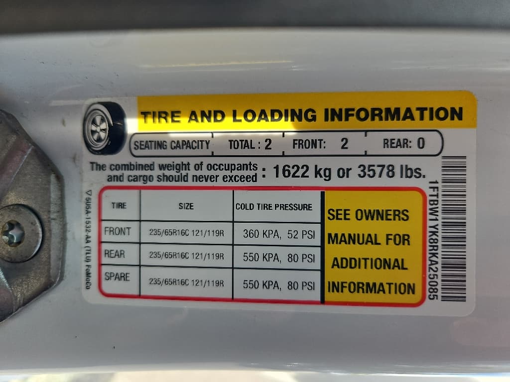 2024 Ford E-Transit view 24
