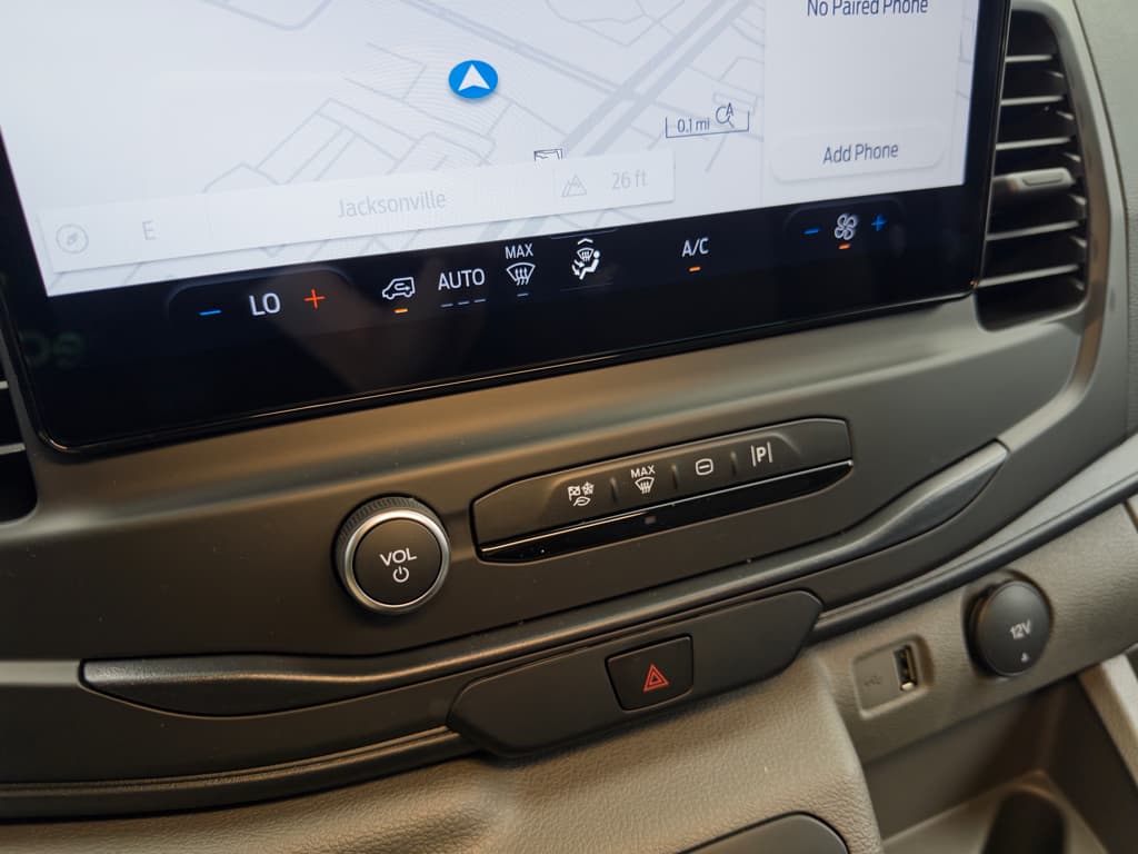 2024 Ford E-Transit view 16