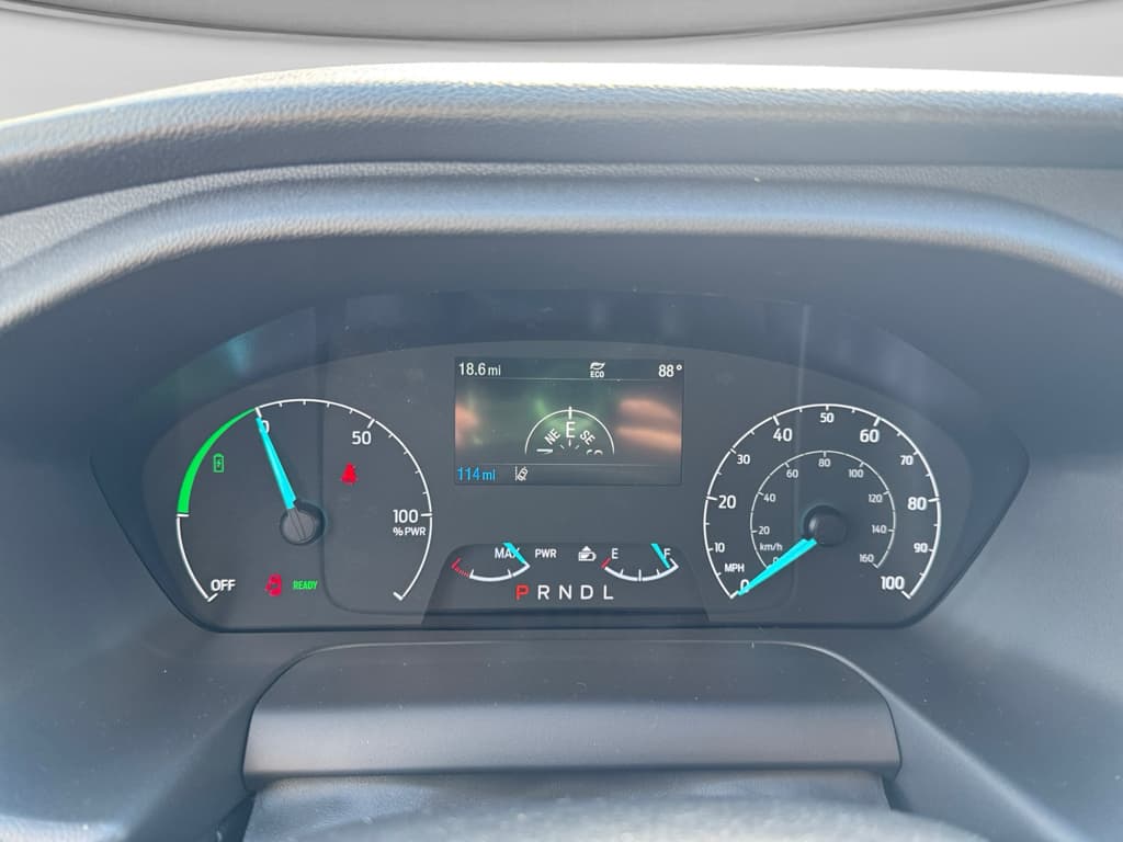 2024 Ford E-Transit view 10