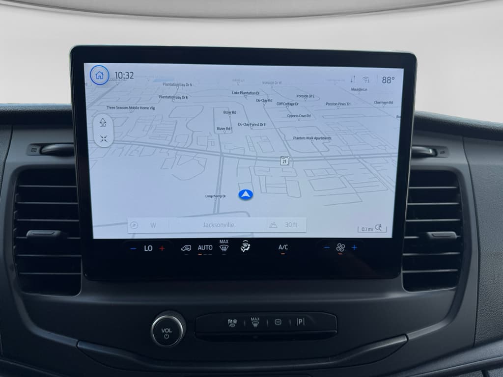 2024 Ford E-Transit view 12