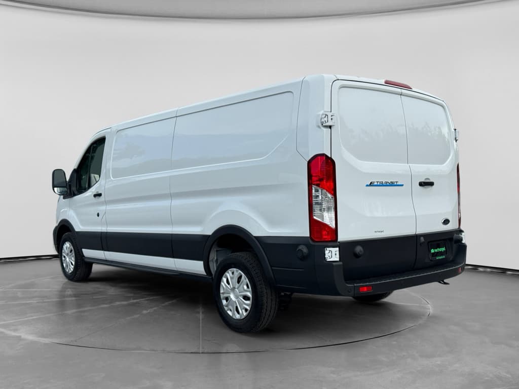 2024 Ford E-Transit view 2