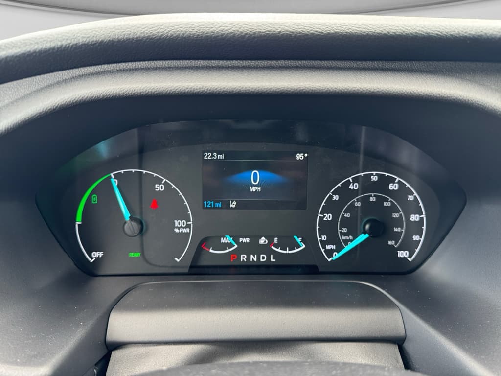 2024 Ford E-Transit view 10