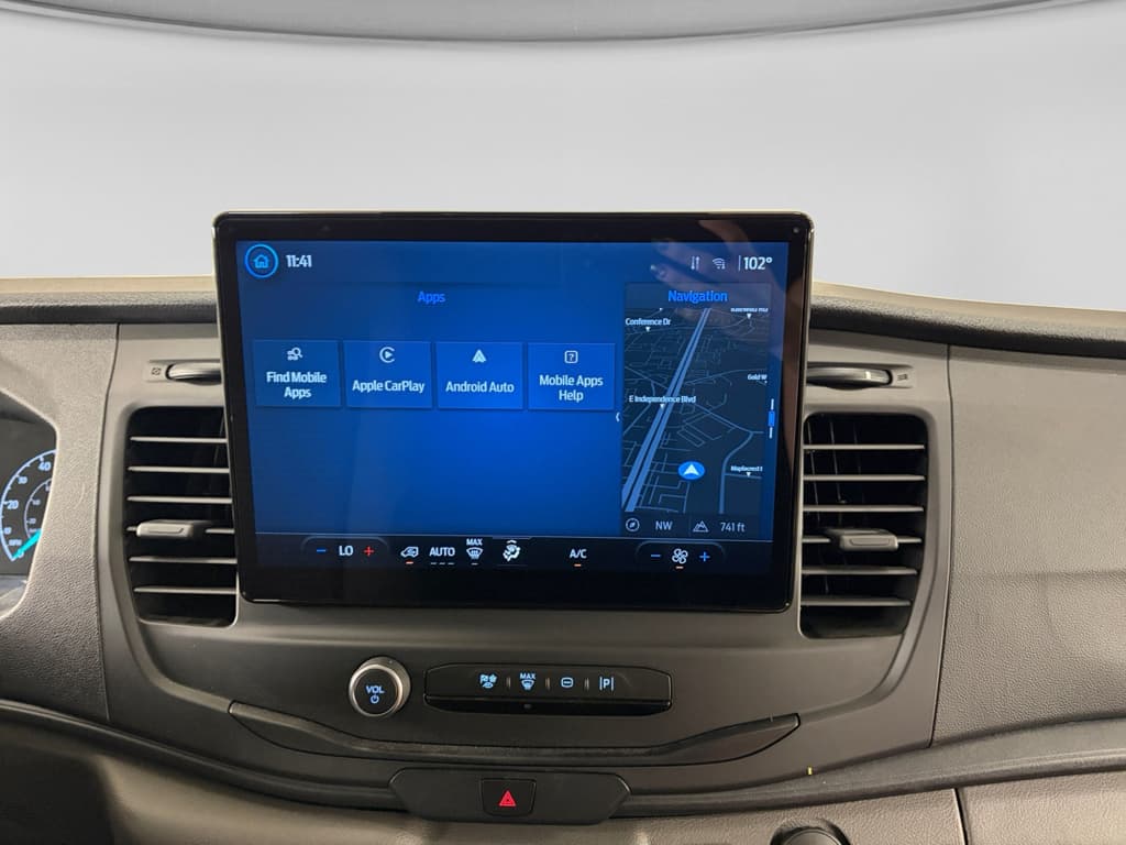 2024 Ford E-Transit view 16