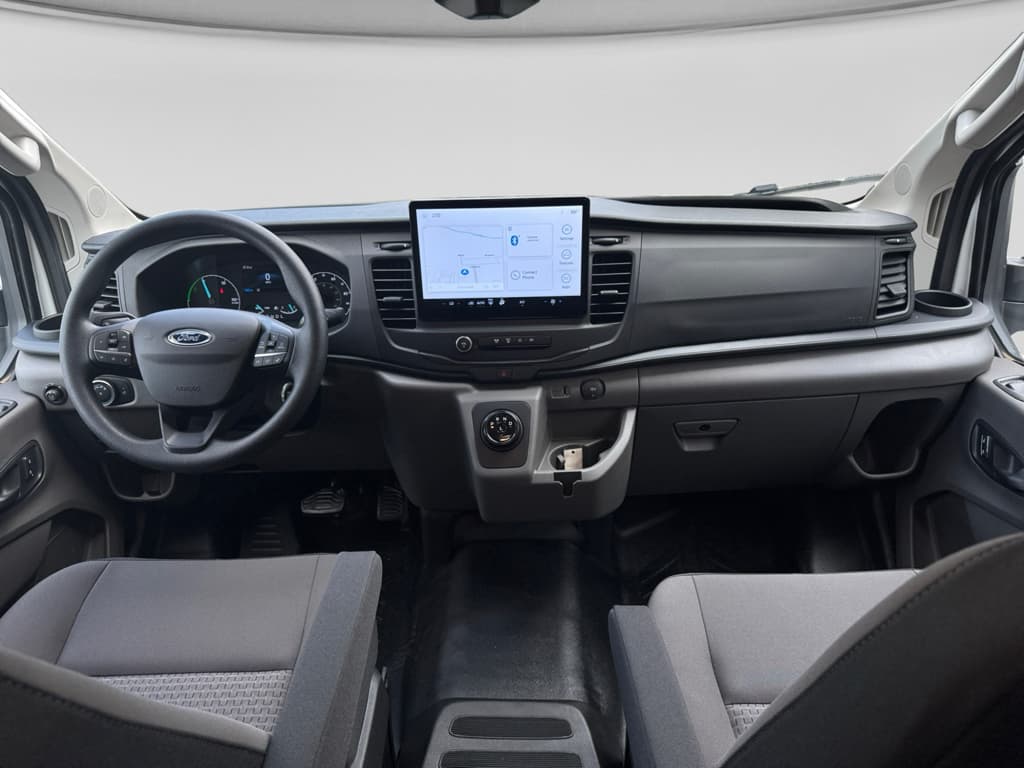 2024 Ford E-Transit view 16