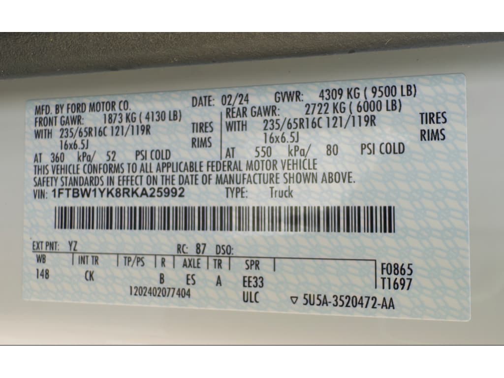 2024 Ford E-Transit view 24