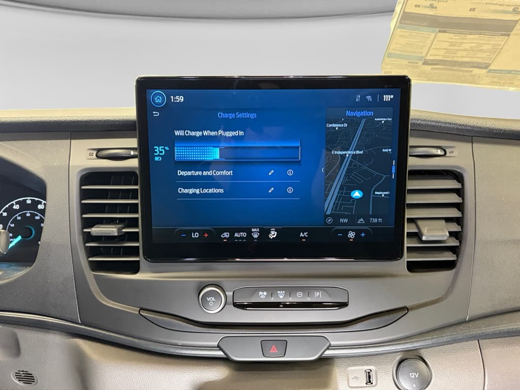 2024 Ford E-Transit view 13
