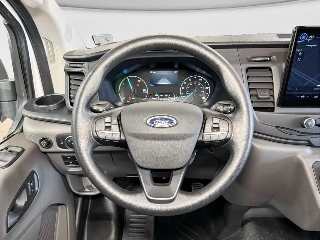 2024 Ford E-Transit view 9