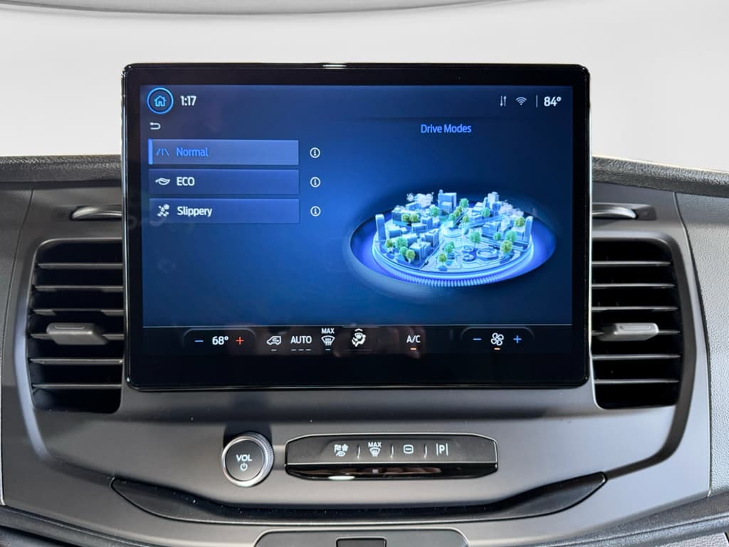 2024 Ford E-Transit view 15