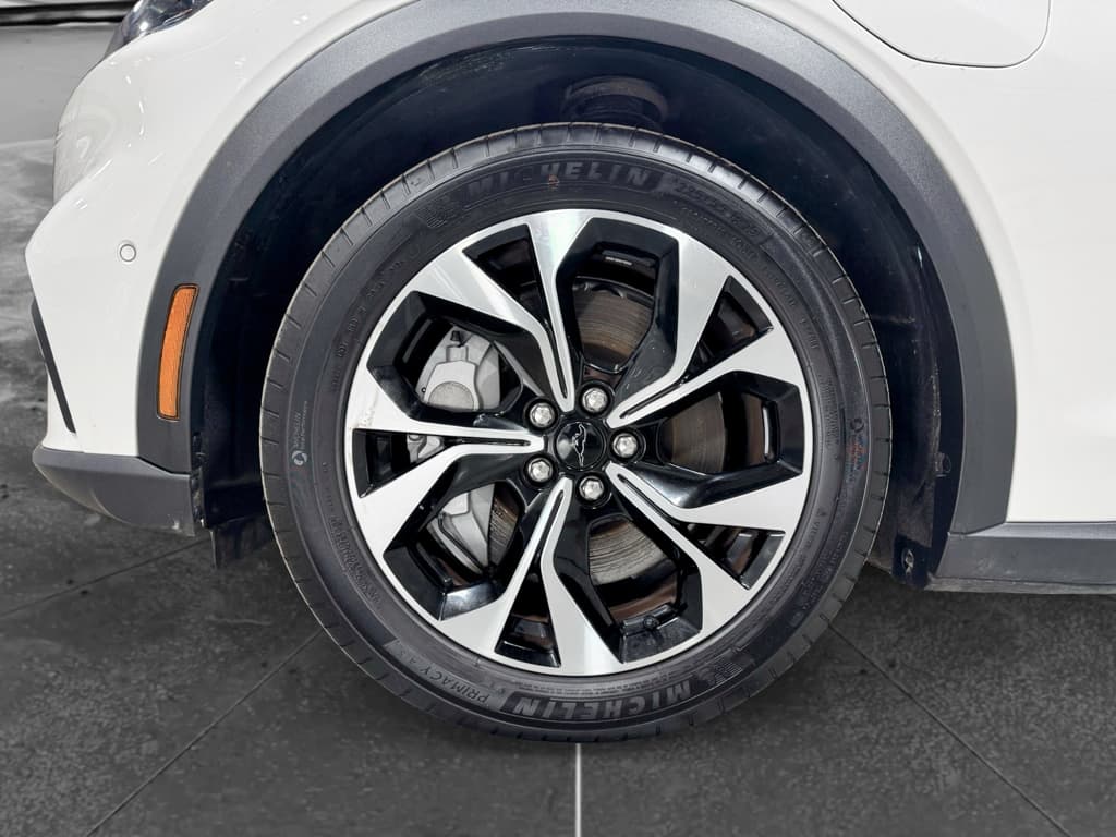 2024 Ford Mustang Mach-E view 30