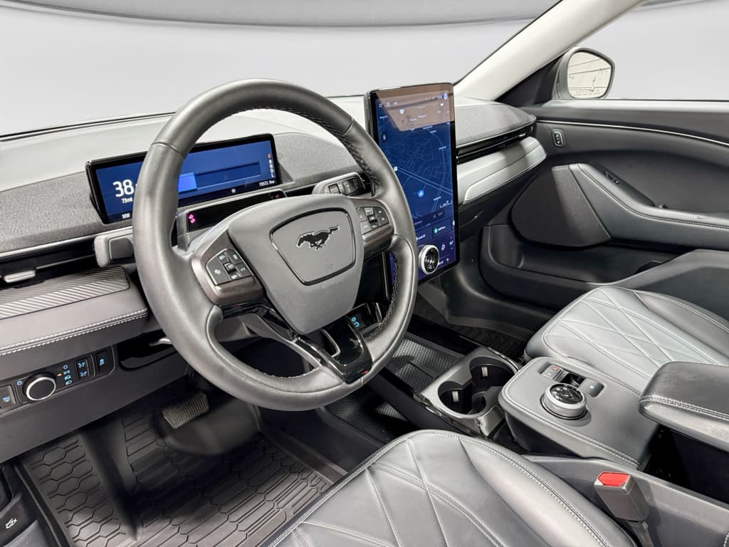2024 Ford Mustang Mach-E view 18