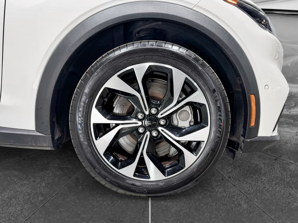 2024 Ford Mustang Mach-E view 34
