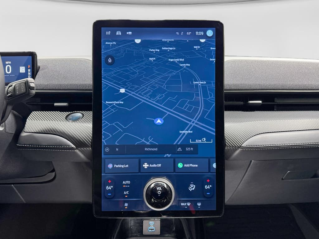 2024 Ford Mustang Mach-E view 10
