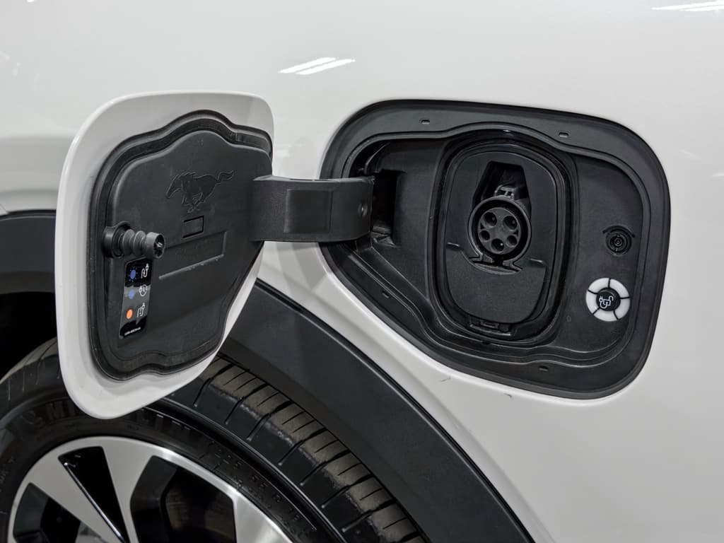 2024 Ford Mustang Mach-E view 5