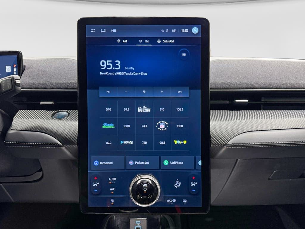 2024 Ford Mustang Mach-E view 11