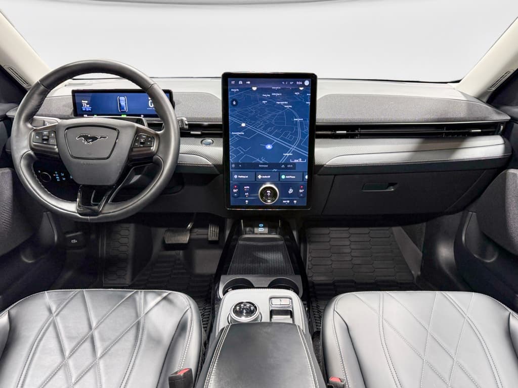 2024 Ford Mustang Mach-E view 16