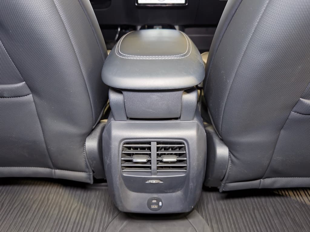 2022 Ford Mustang Mach-E view 21