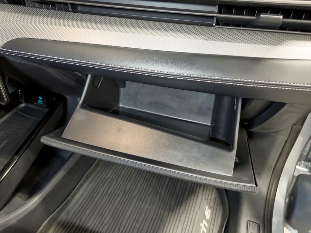 2022 Ford Mustang Mach-E view 20