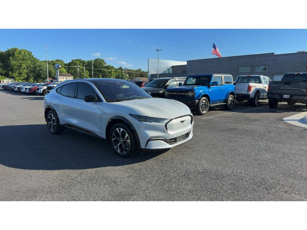 2023 Ford Mustang Mach-E view 2
