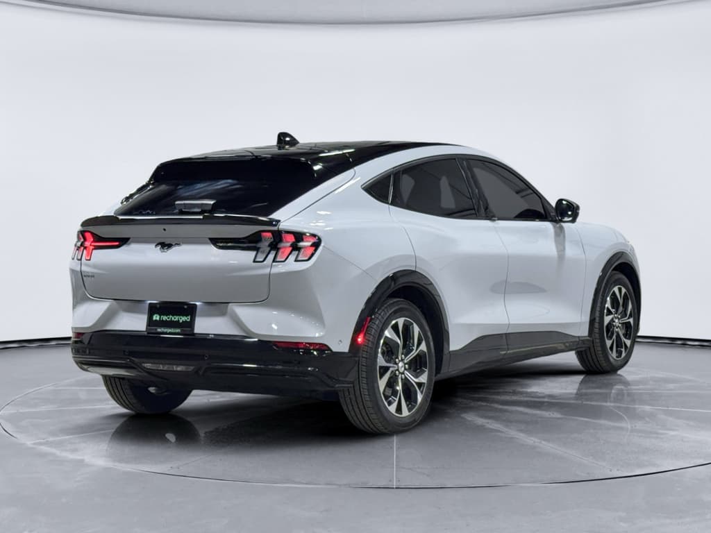 2023 Ford Mustang Mach-E view 3