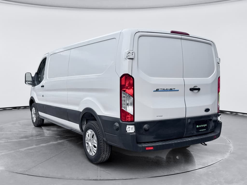 2024 Ford E-Transit view 2