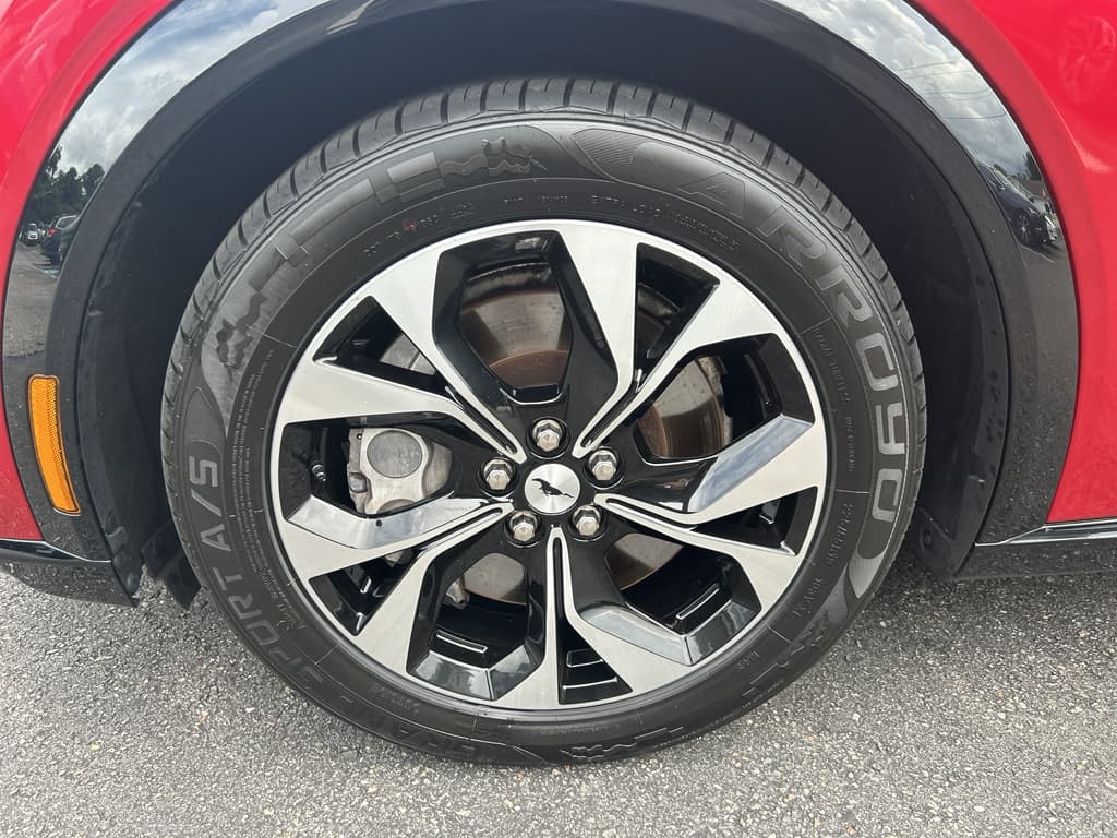 2021 Ford Mustang Mach-E view 28