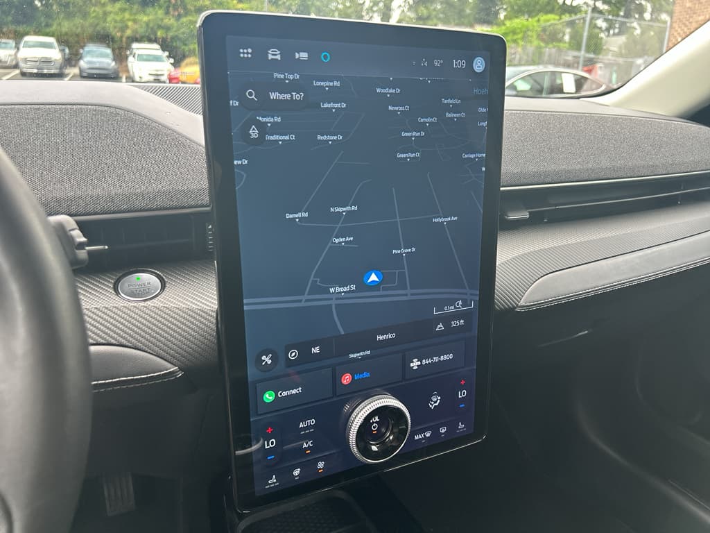 2021 Ford Mustang Mach-E view 10