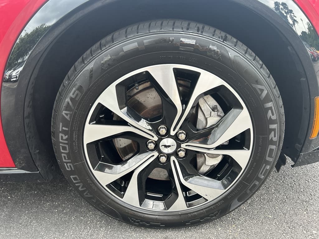 2021 Ford Mustang Mach-E view 26
