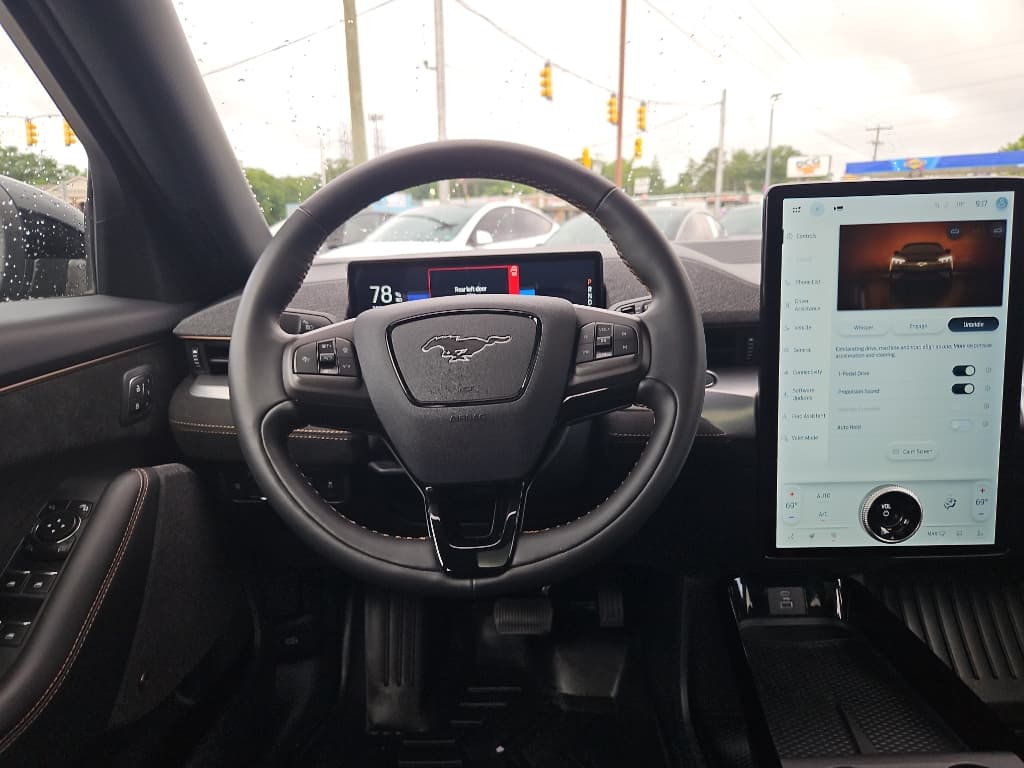 2022 Ford Mustang Mach-E view 8