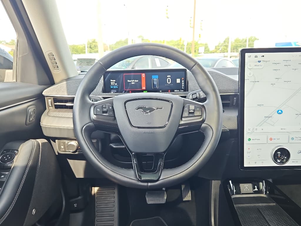 2021 Ford Mustang Mach-E view 8