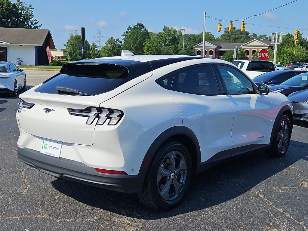 2021 Ford Mustang Mach-E view 3