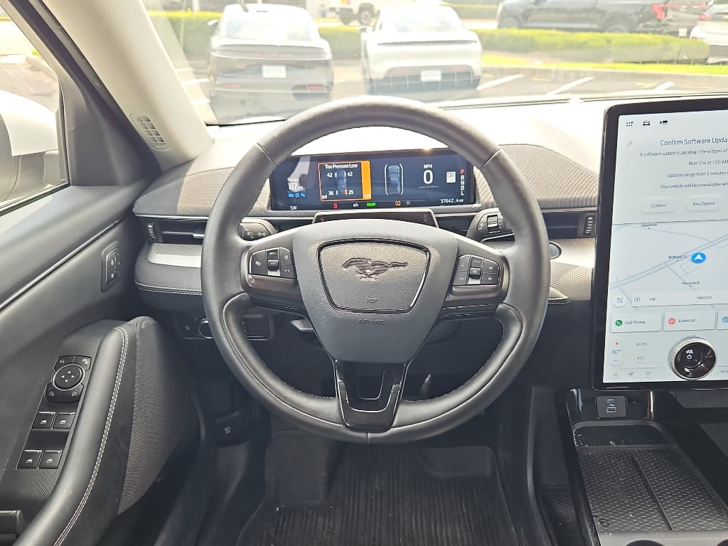 2021 Ford Mustang Mach-E view 9
