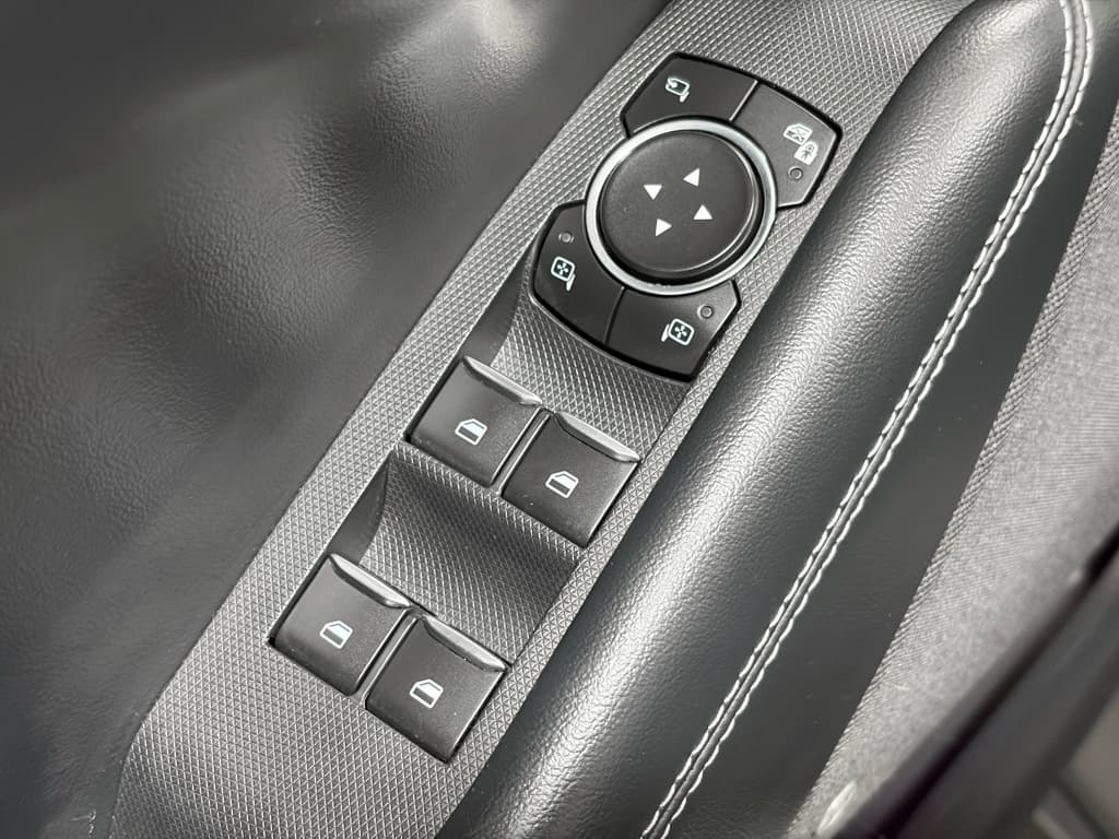 2022 Ford Mustang Mach-E view 7