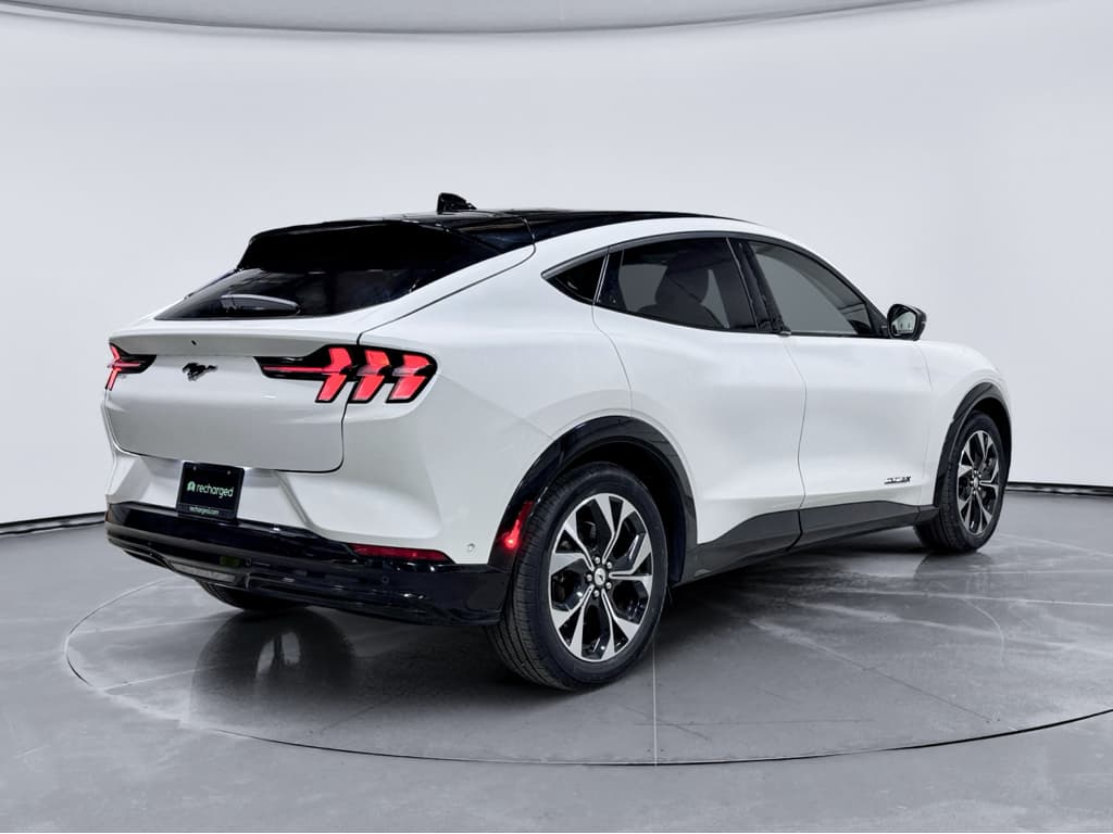 2021 Ford Mustang Mach-E view 3
