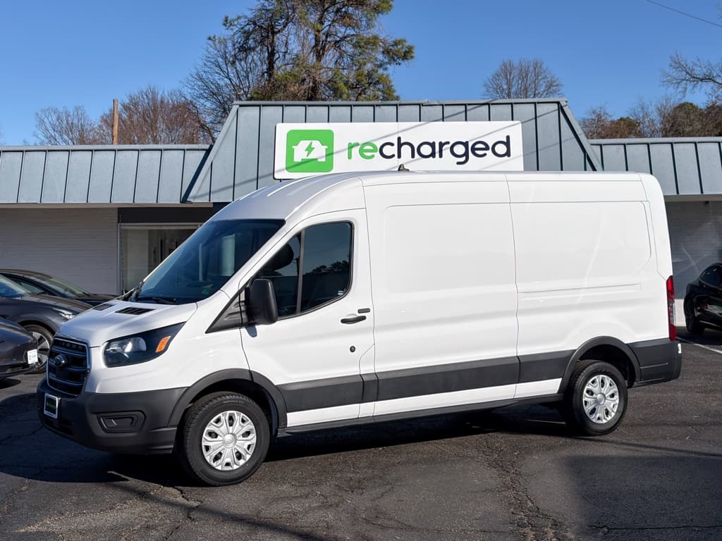 2023 Ford E-Transit Cargo Van Base's photo