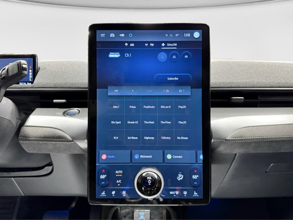 2024 Ford Mustang Mach-E view 11