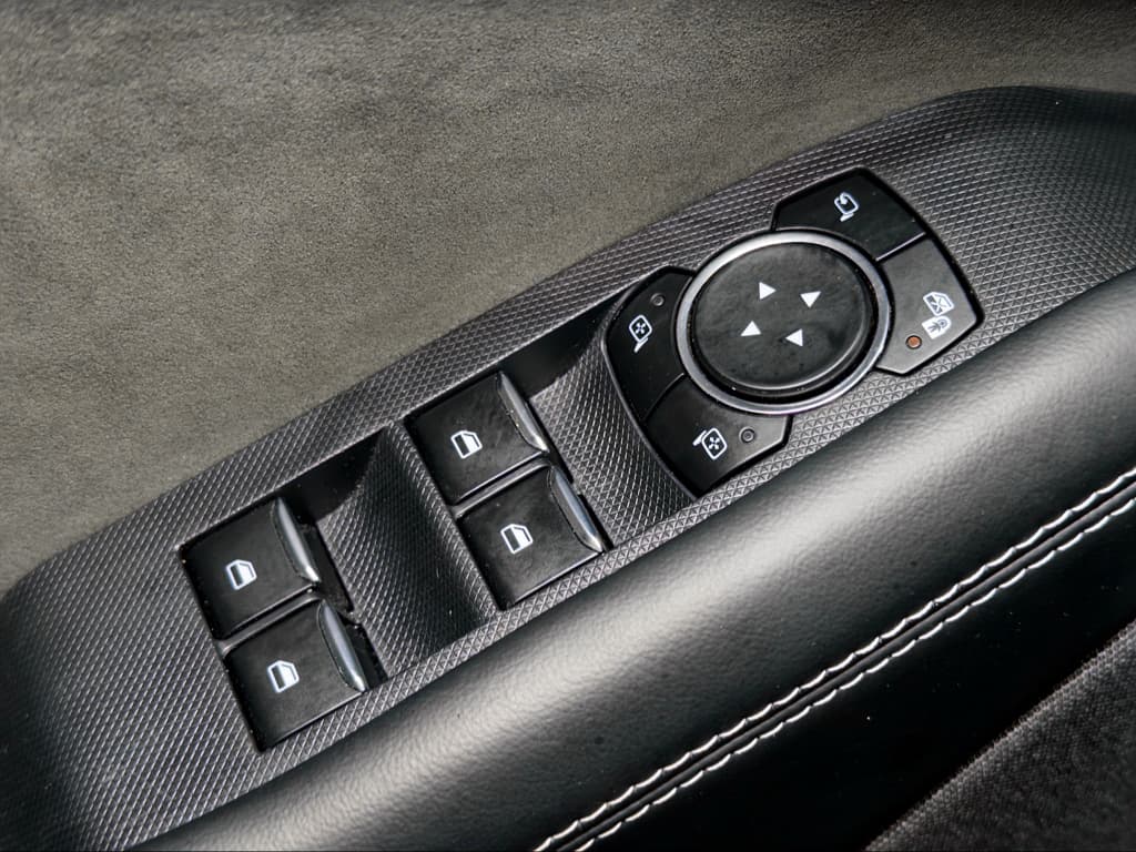 2024 Ford Mustang Mach-E view 7