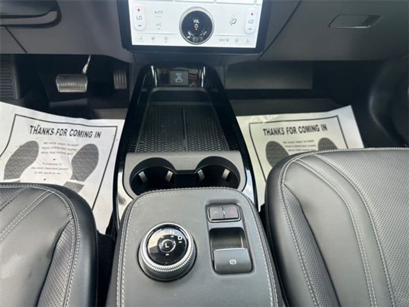 2021 Ford Mustang Mach-E view 8