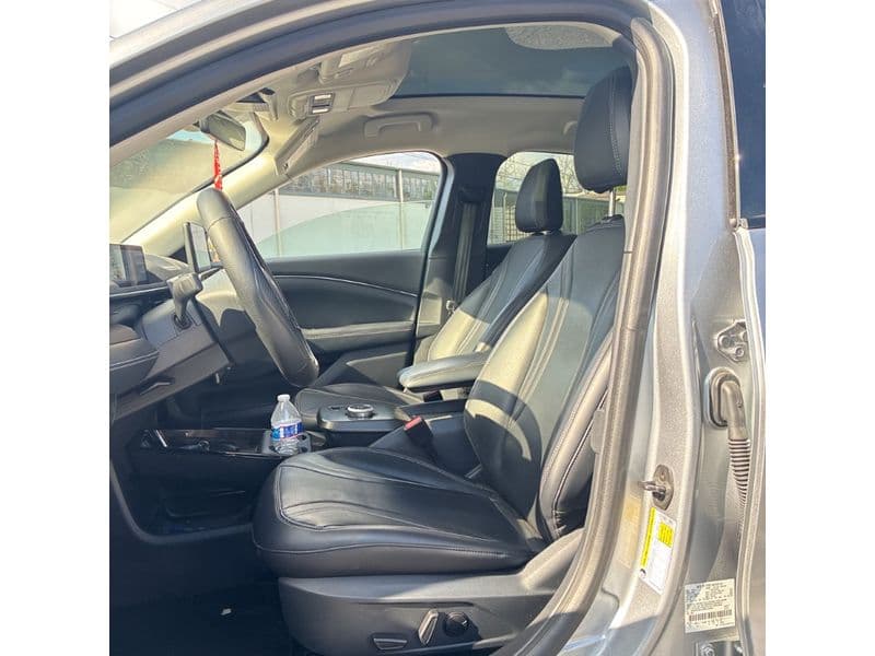 2021 Ford Mustang Mach-E view 5