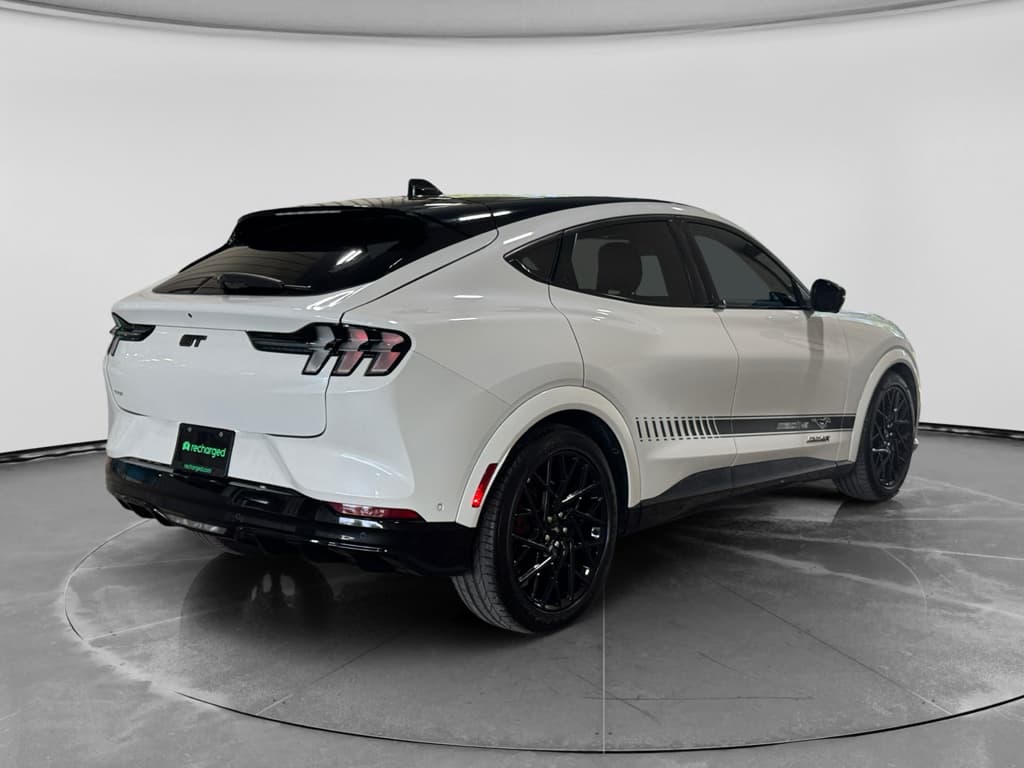 2023 Ford Mustang Mach-E view 3