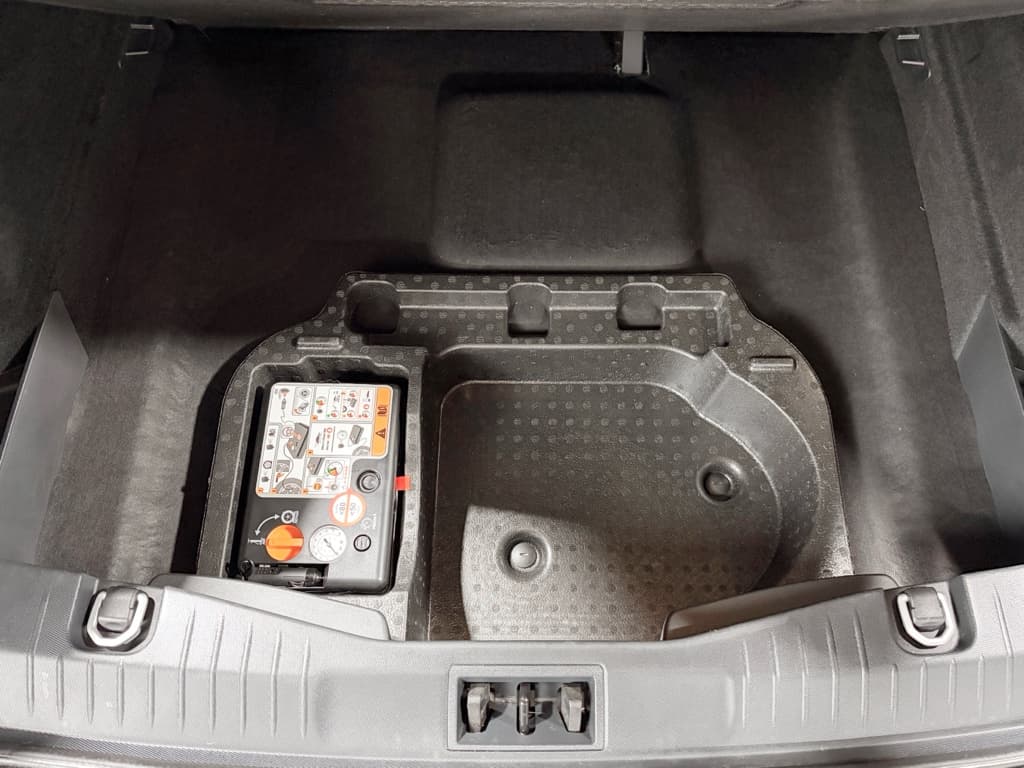 2023 Ford Mustang Mach-E view 29